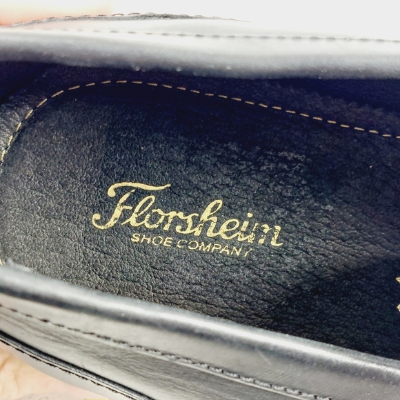 NEW Florsheim Black Leather Almond Toe Classic Slip On Loafers V548 main image 5